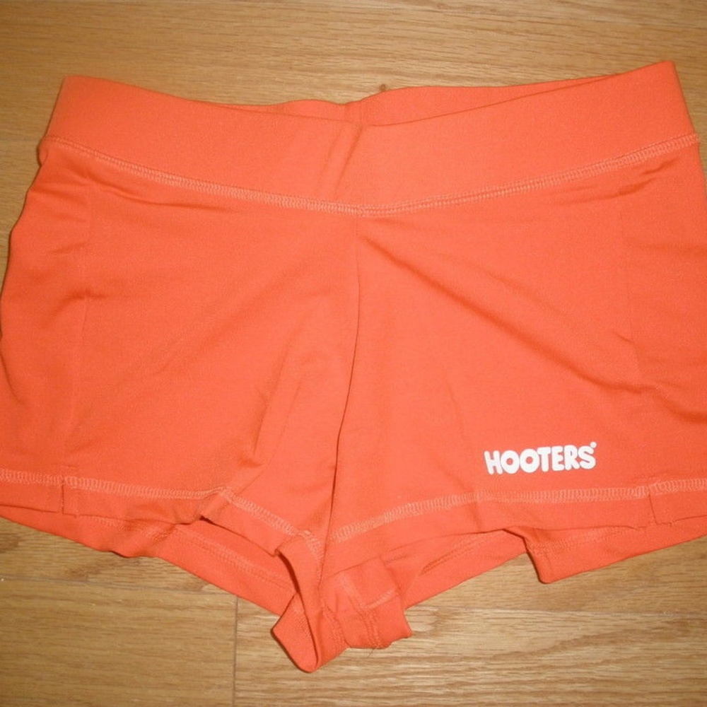 NEW HOOTERS GIRLS UNIFORM TANK SHORTS SM/MED - Picture 3 of 6